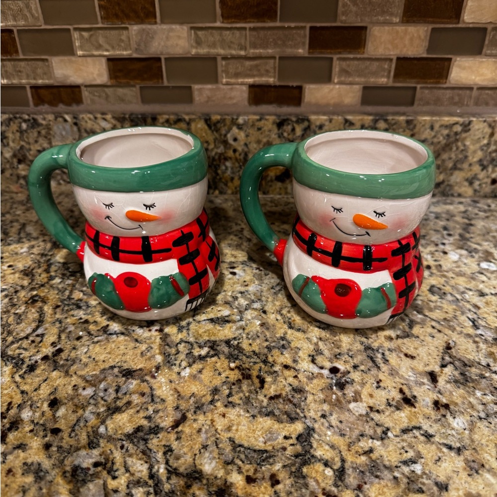 Pair of snowman Mugs White with Green Scarfs Bay Island Brand Christmas